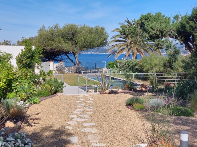 Villa la croix du sud jardin